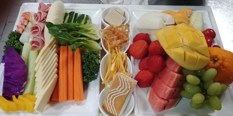 야채과일과 마른안주 세트